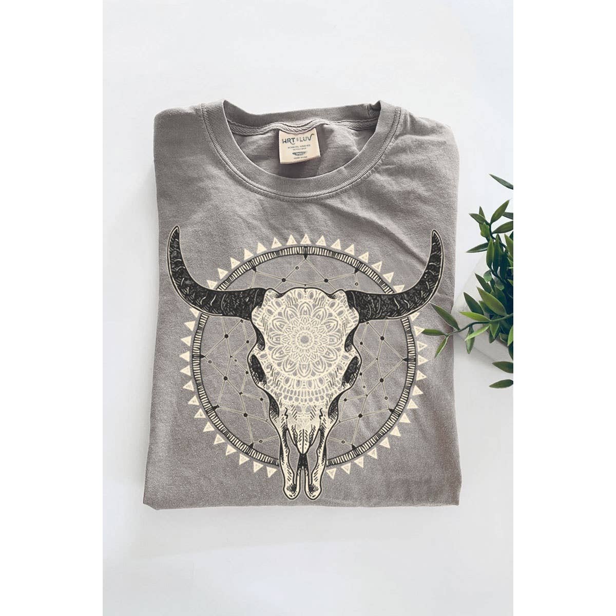 AZTEC COW HEAD SKULL MINERAL GRAPHIC TEE