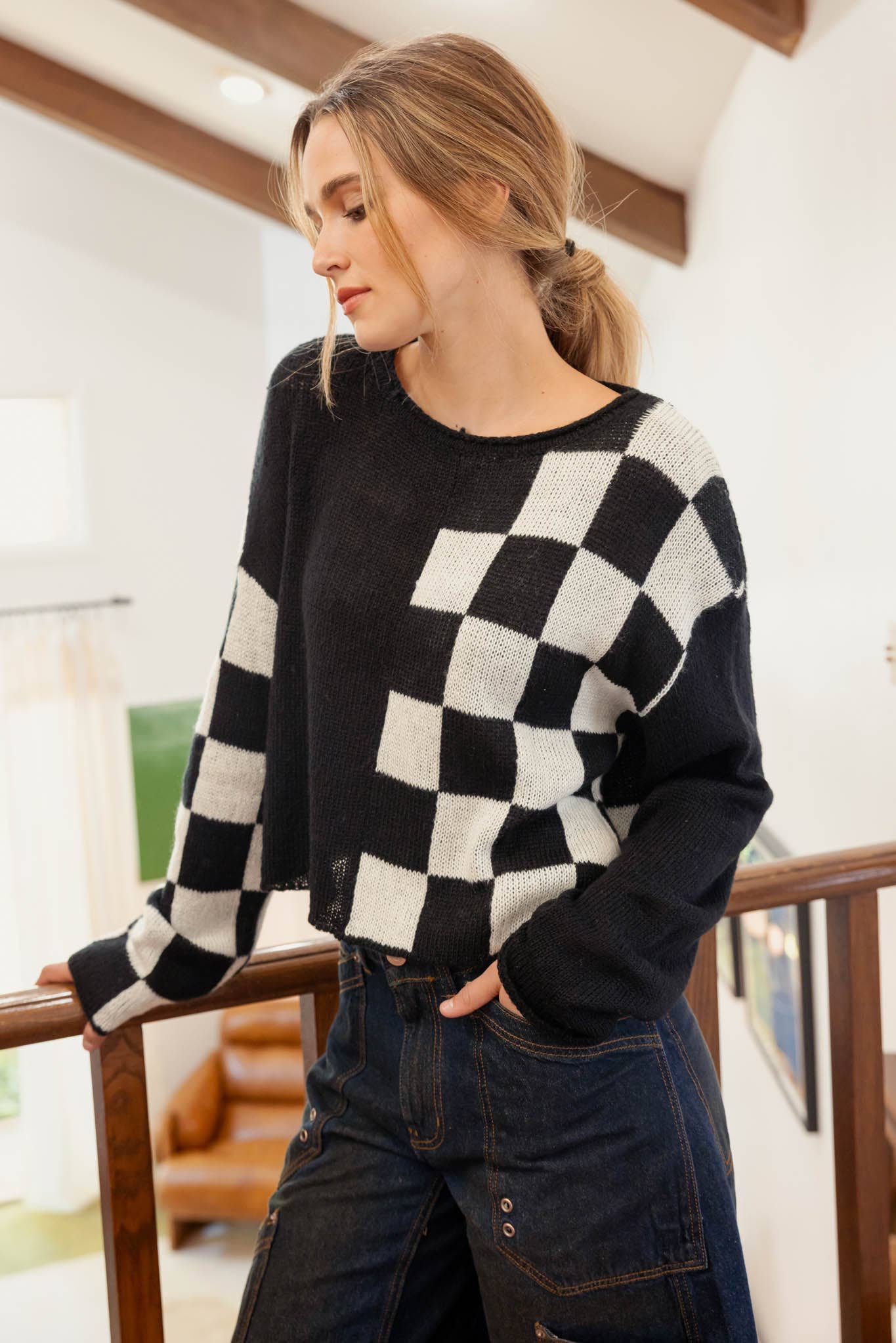 COLORBLOCK CHECKERED LONG SLEEVE KNIT SWEATER